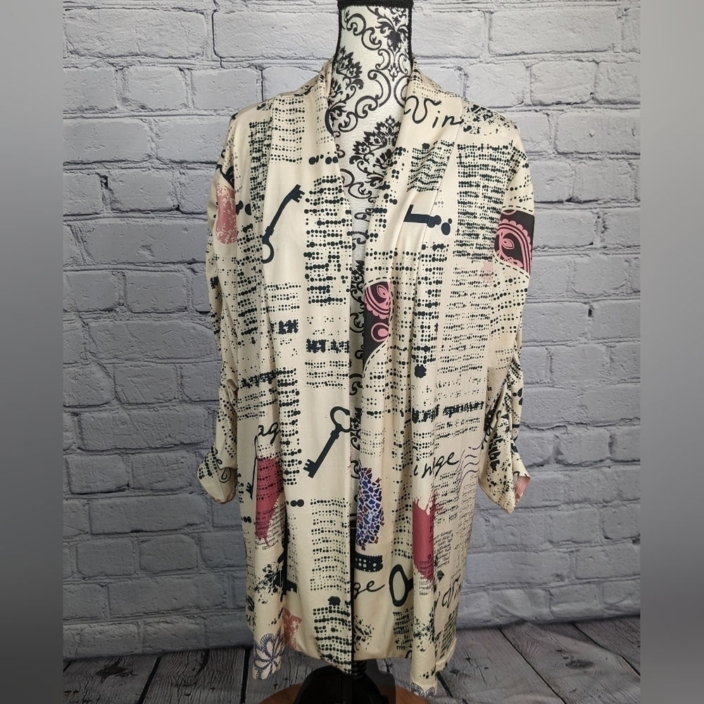 Lily women's roughed sleeves stretch knit size 3x cardigan geometric print b12